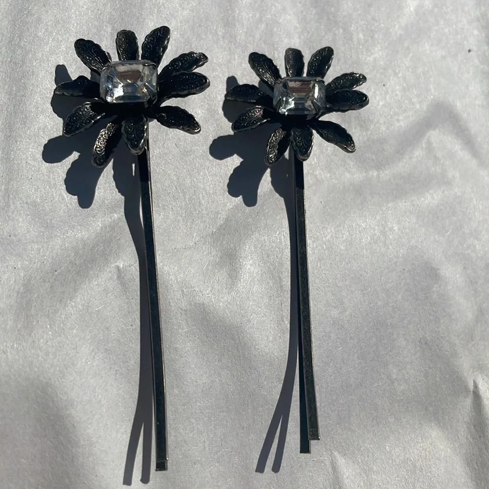 Set Of 2 Metal Barrettes W/ Crystal Stones Length- 3 1/4” Weddings,Parties Dais